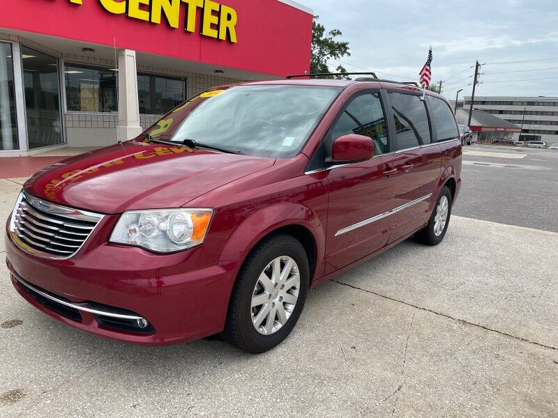 2014 Chrysler Town & Country Touring