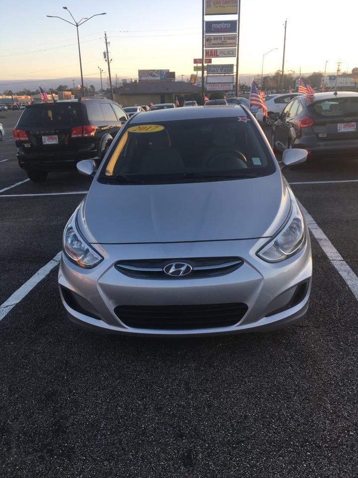 2017 Hyundai Accent SE